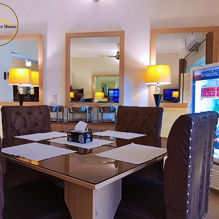 Grand Peace House I Bed & Breakfast İslamabad Dış mekan fotoğraf