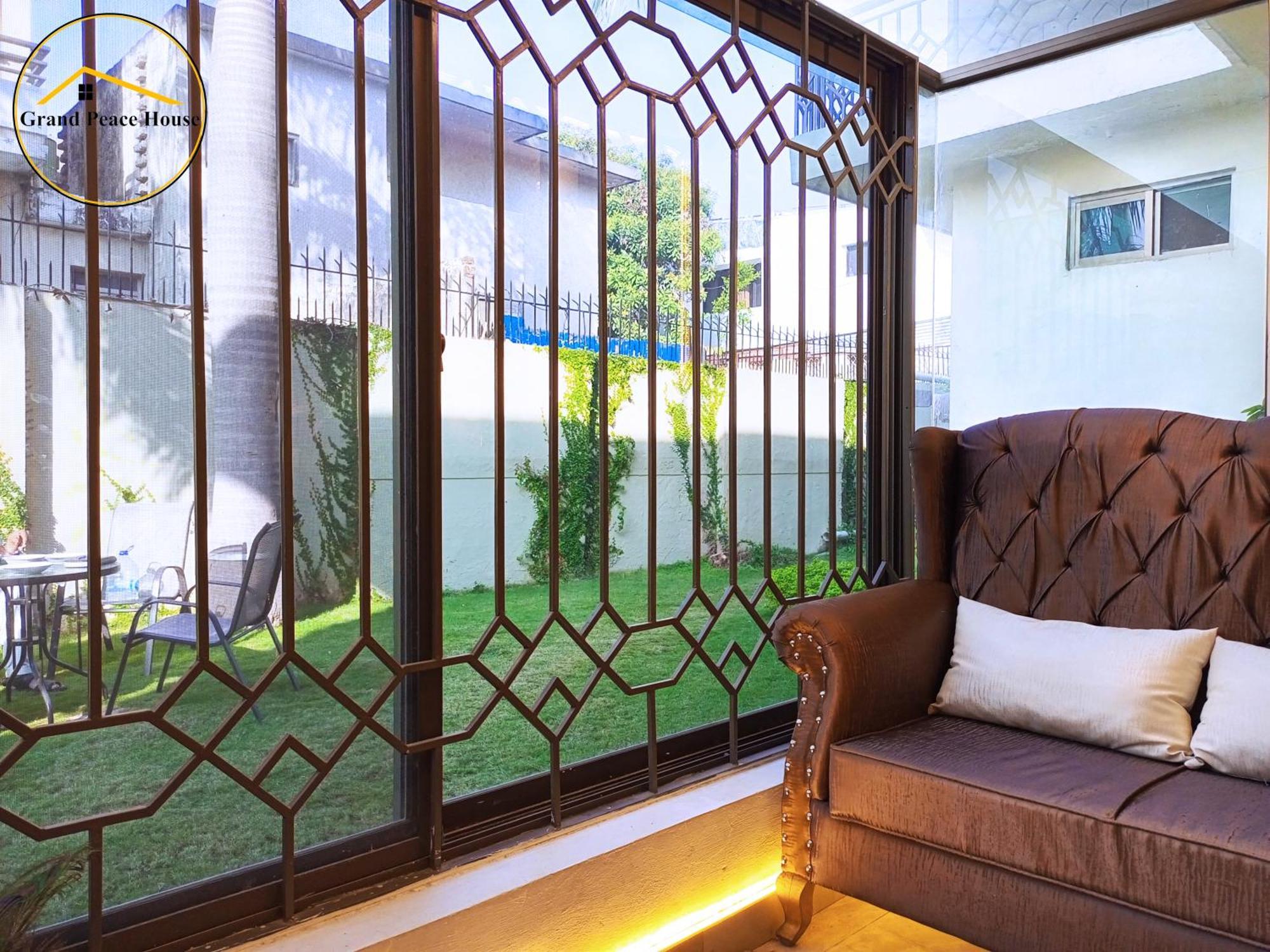 Grand Peace House I Bed & Breakfast İslamabad Dış mekan fotoğraf