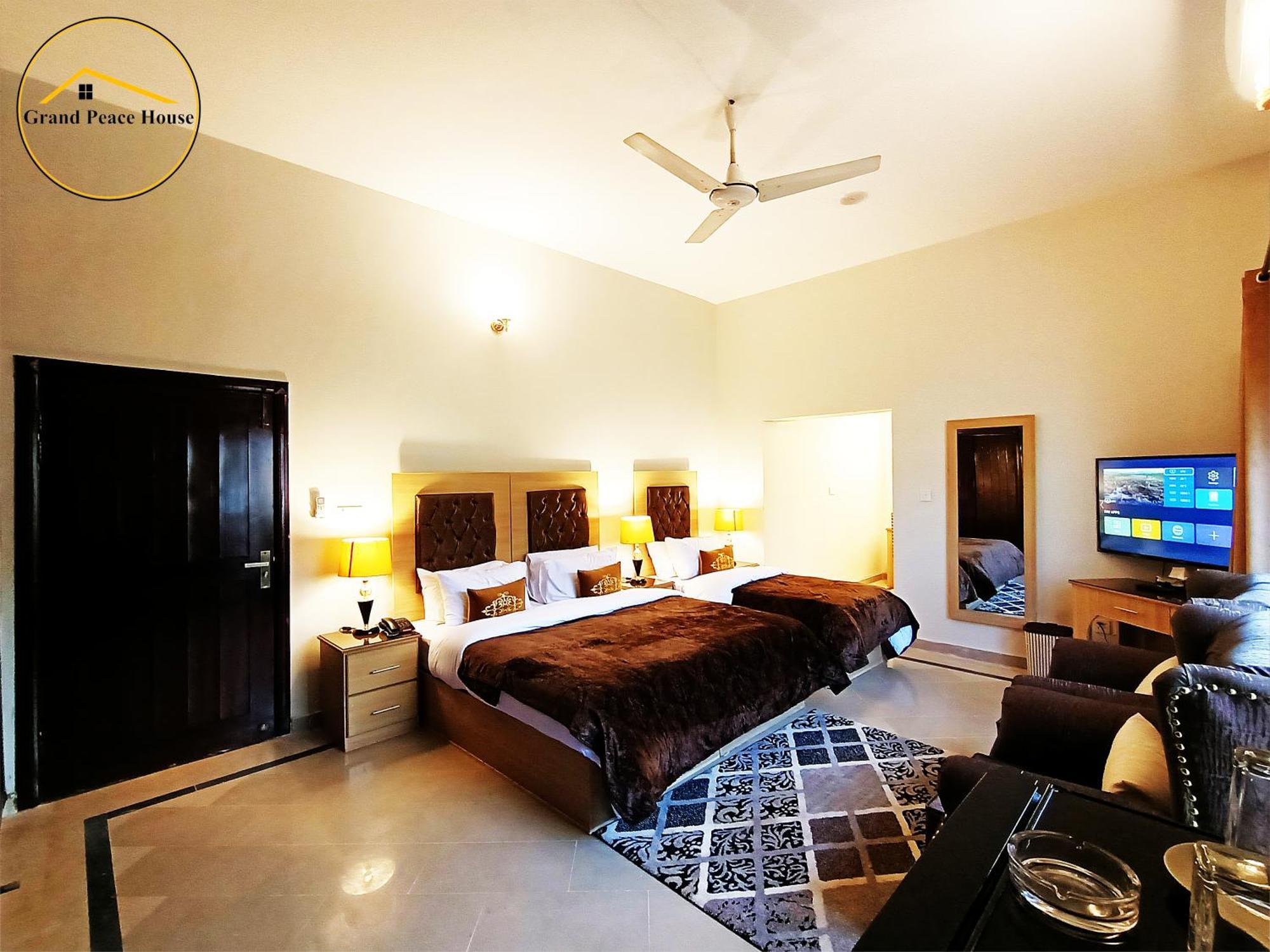 Grand Peace House I Bed & Breakfast İslamabad Dış mekan fotoğraf