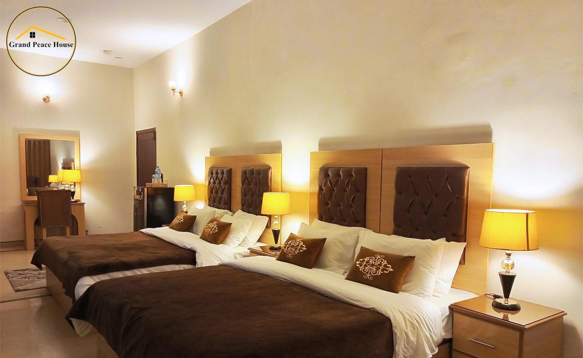 Grand Peace House I Bed & Breakfast İslamabad Dış mekan fotoğraf